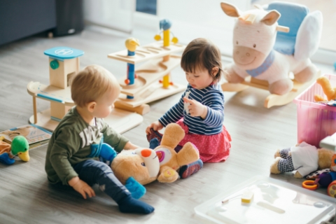 Як вибрати безпечну та якісну іграшку для дитини